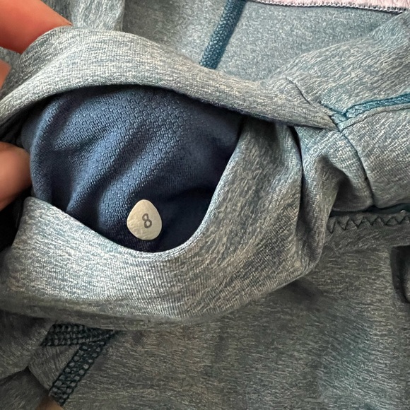 Lululemon - Picture 5 of 5